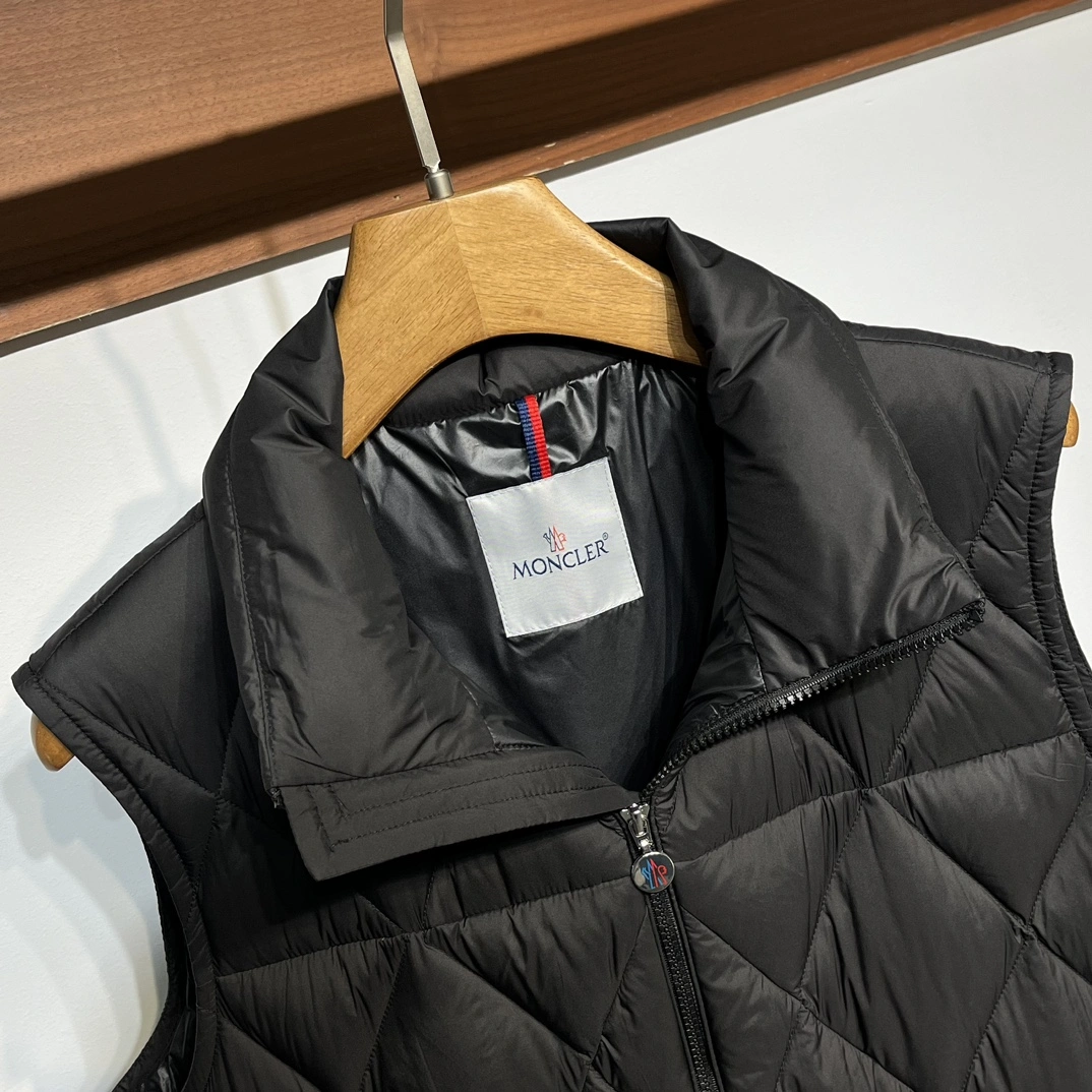 GoAnywhere Moncler Down Jackets 146049