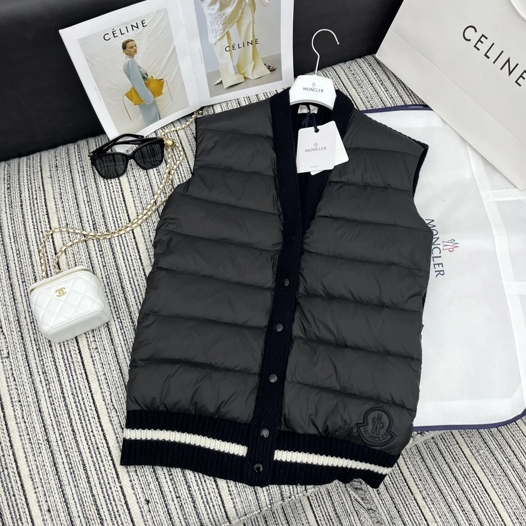 DailyWear Moncler Down Jackets 146033