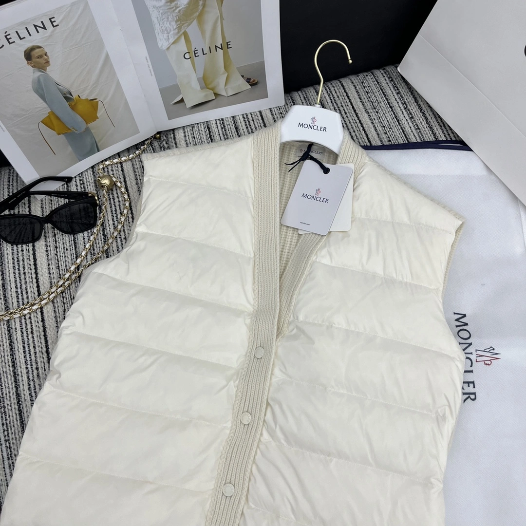 Moncler Down Jackets Effortless 146039