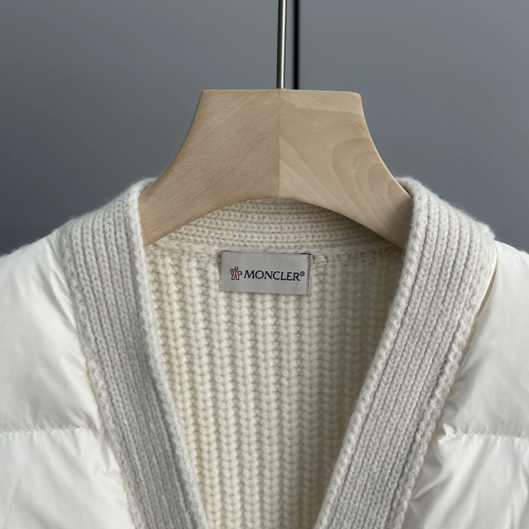 ModernLook Moncler Down Jackets 146041