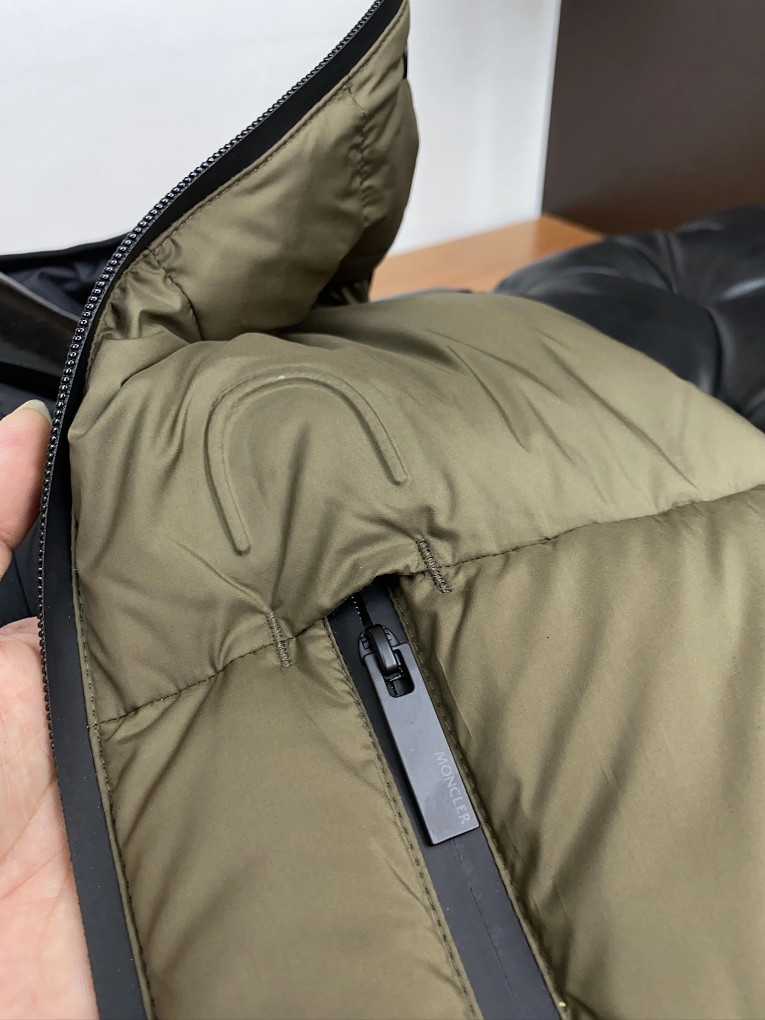Moncler Down Jackets Tailored 146038