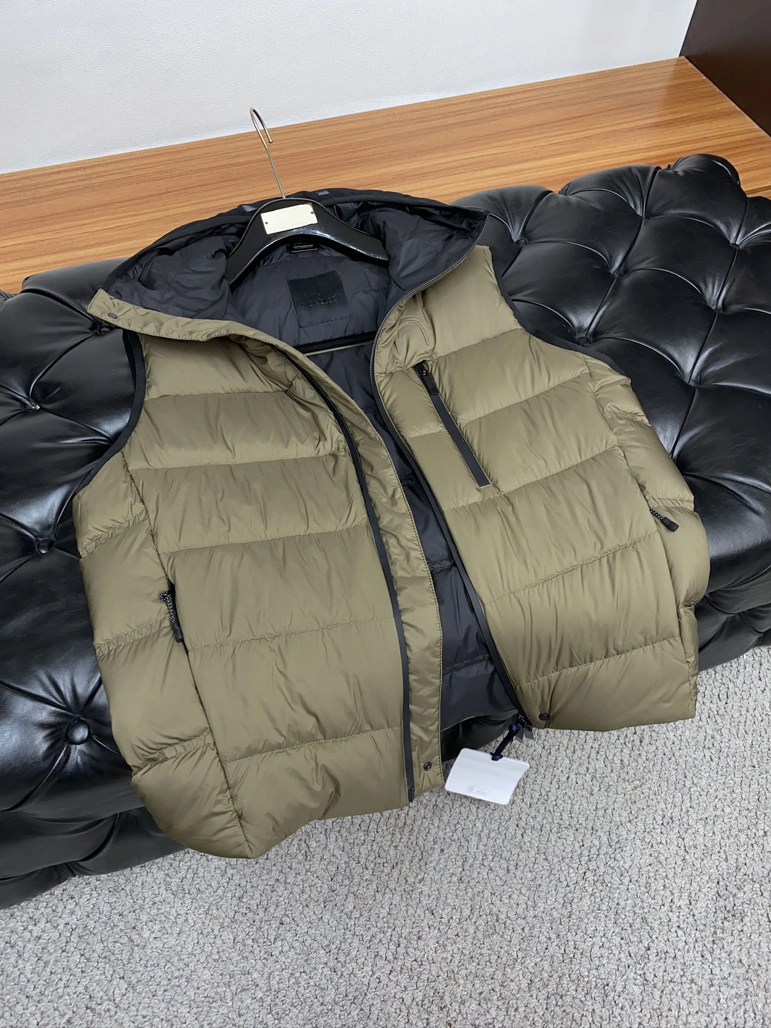 Moncler Down Jackets Tailored 146038