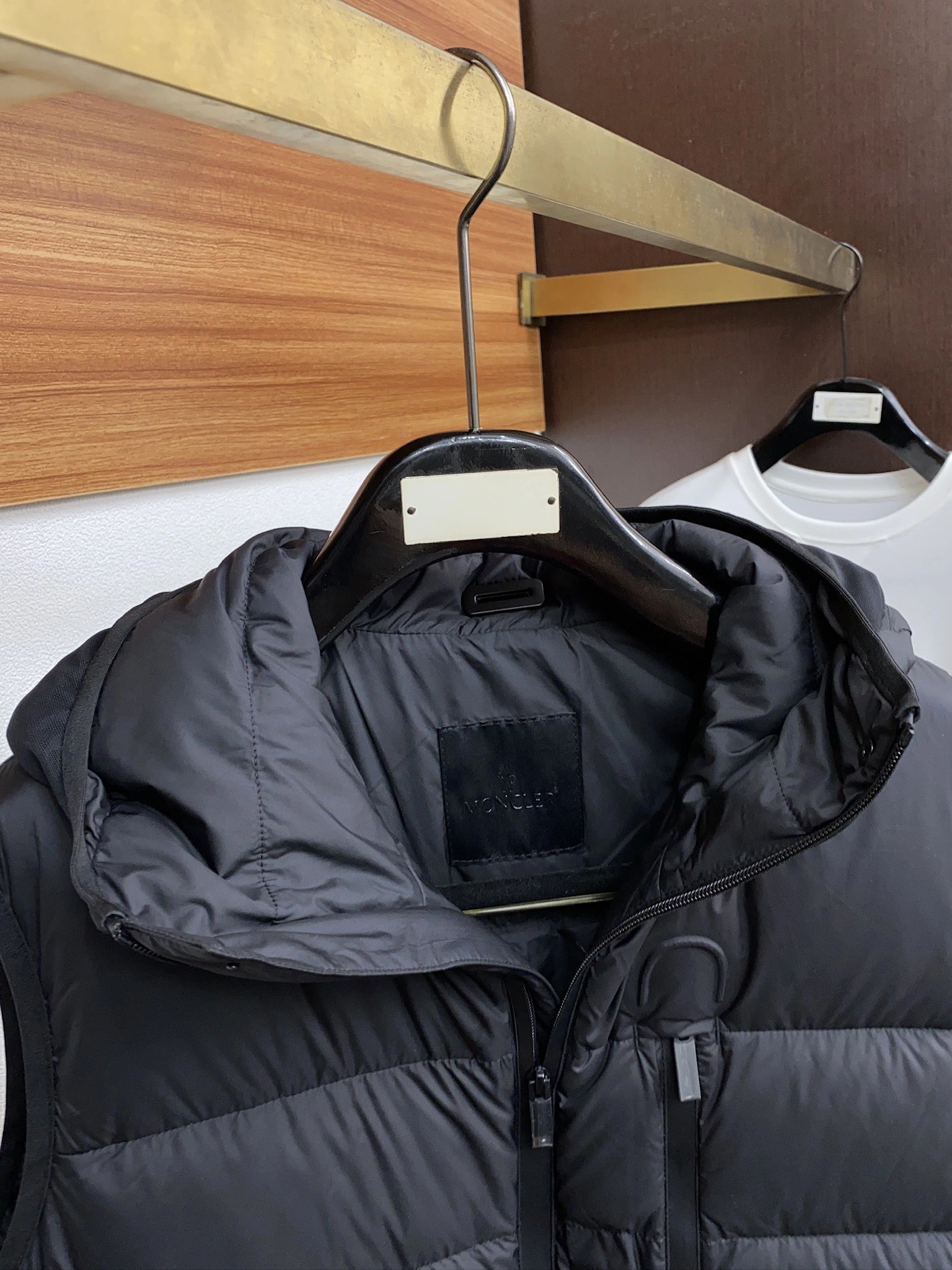Moncler Down Jackets Seasonal 146029