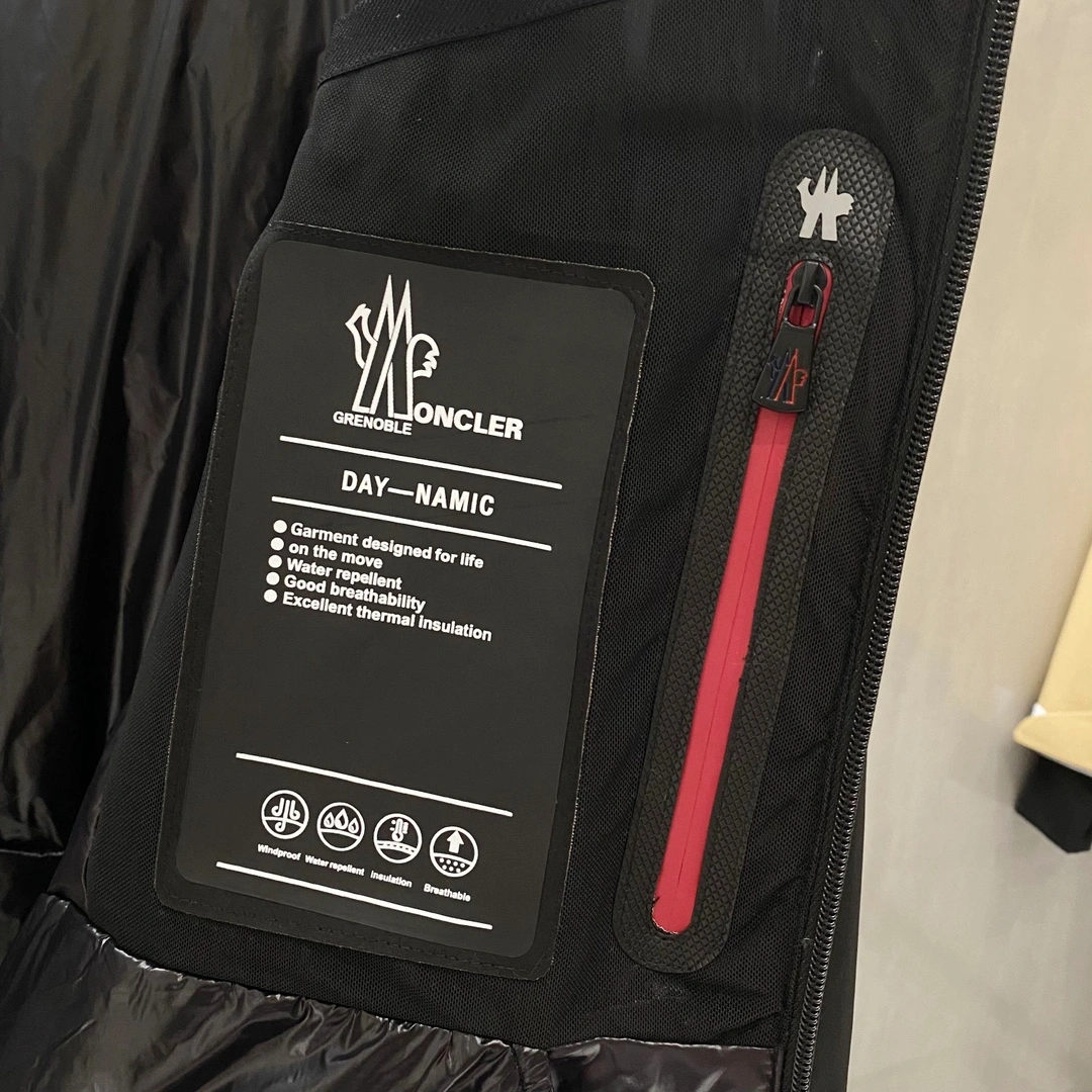 Minimalist Moncler Down Jackets 146032