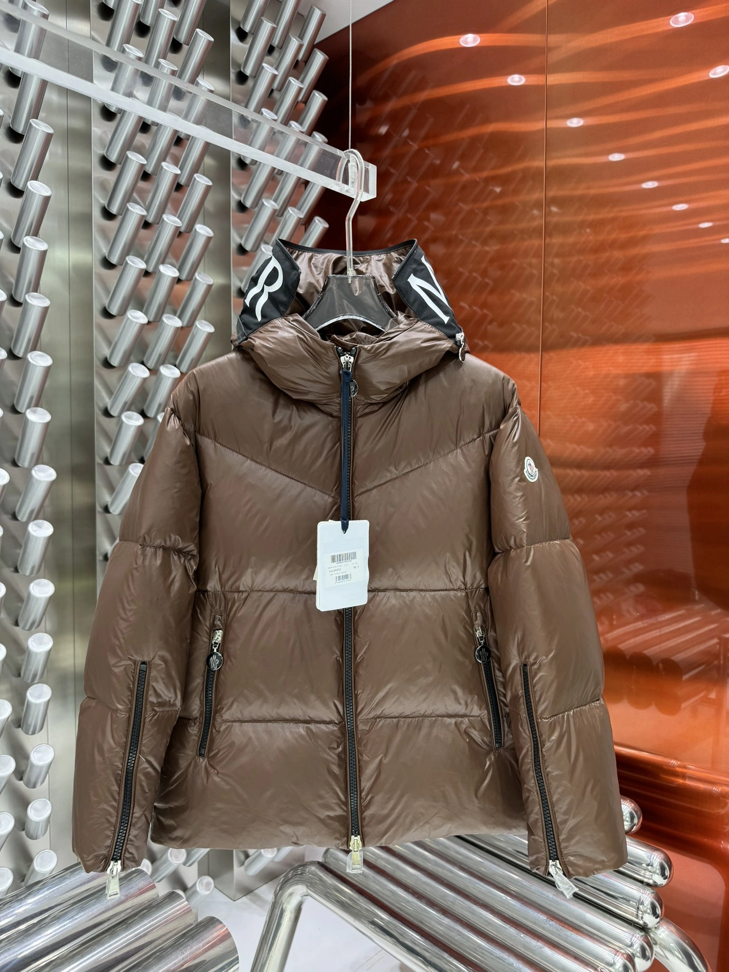 WaterResistant Moncler Down Jackets 146024