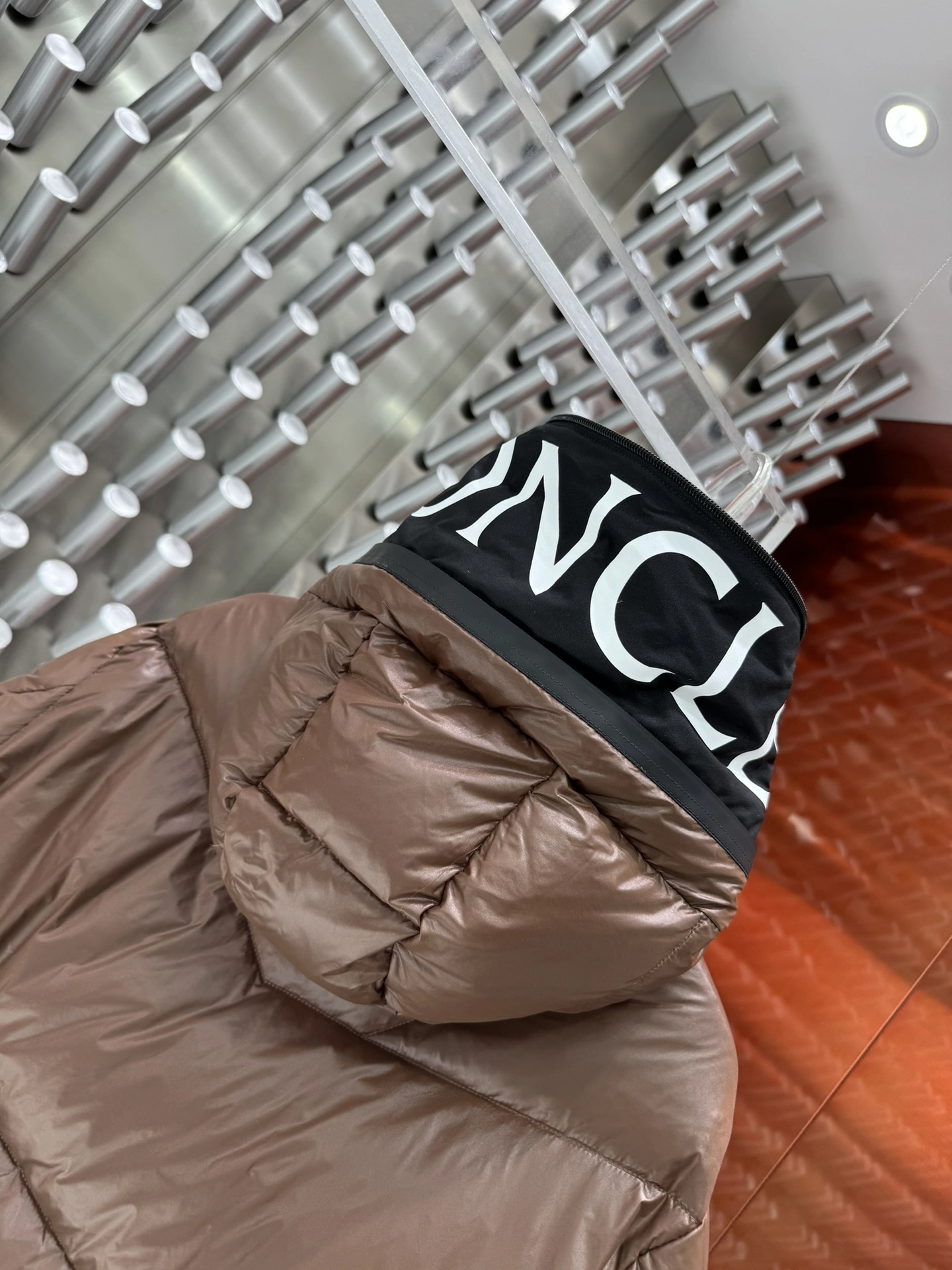 WaterResistant Moncler Down Jackets 146024