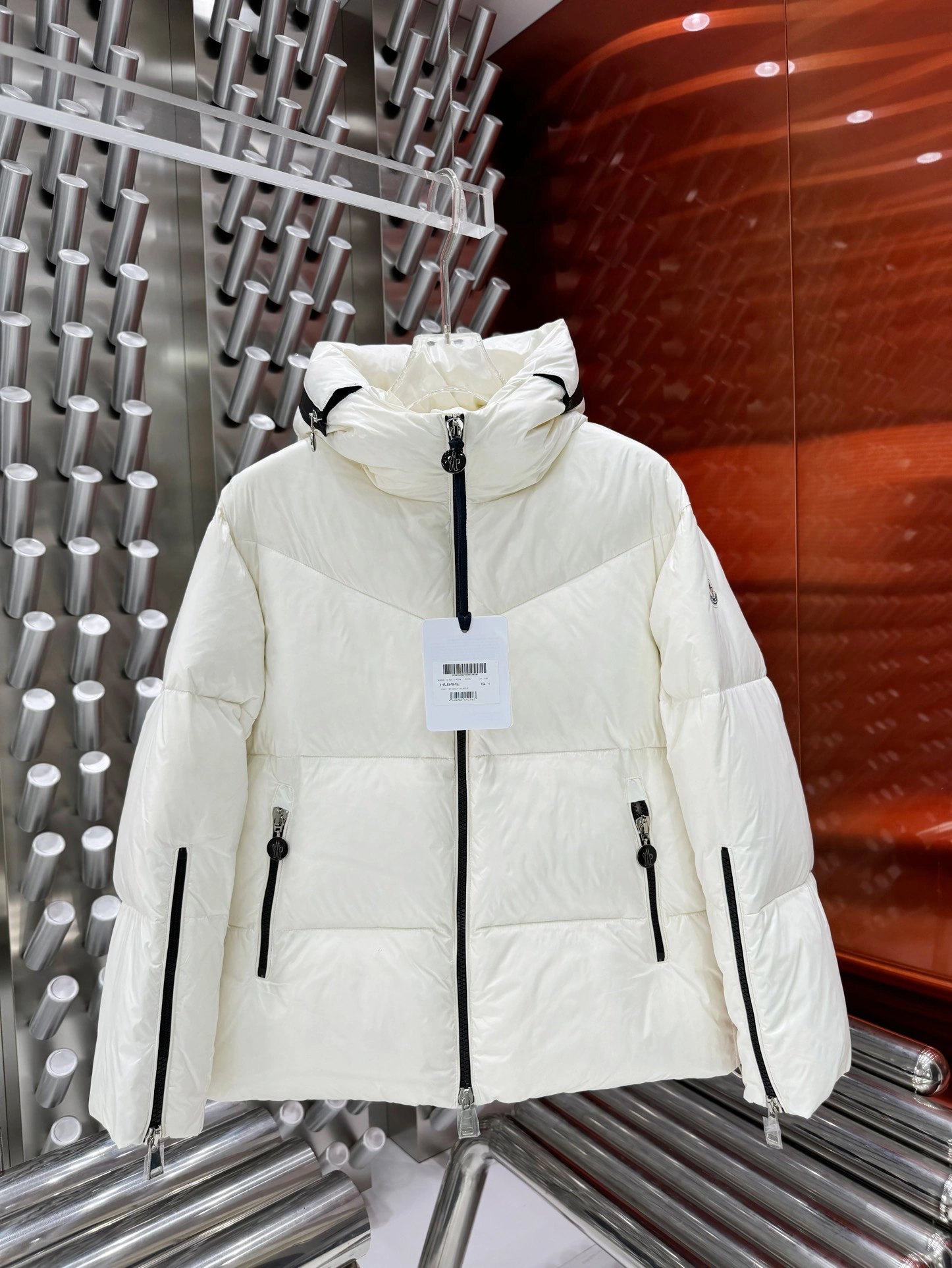 Moncler Down Jackets Contemporary 146023