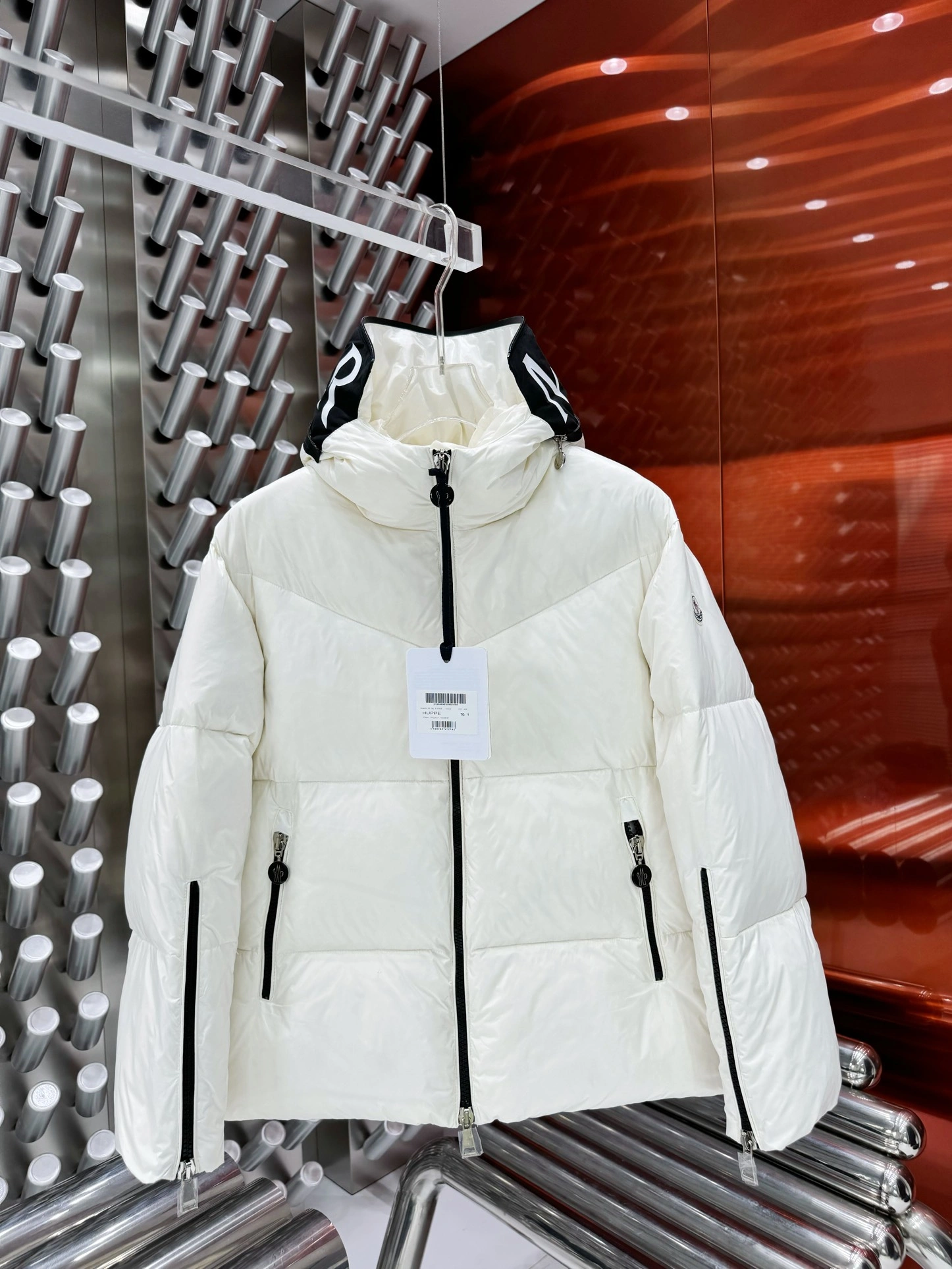Moncler Down Jackets Contemporary 146023