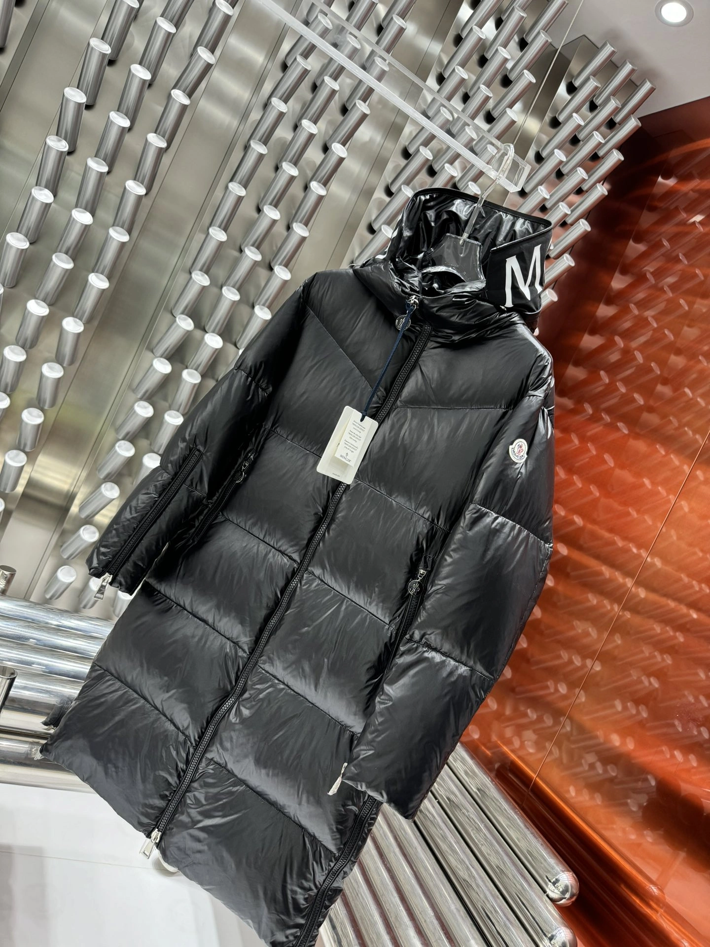 Moncler Down Jackets Durable 146021