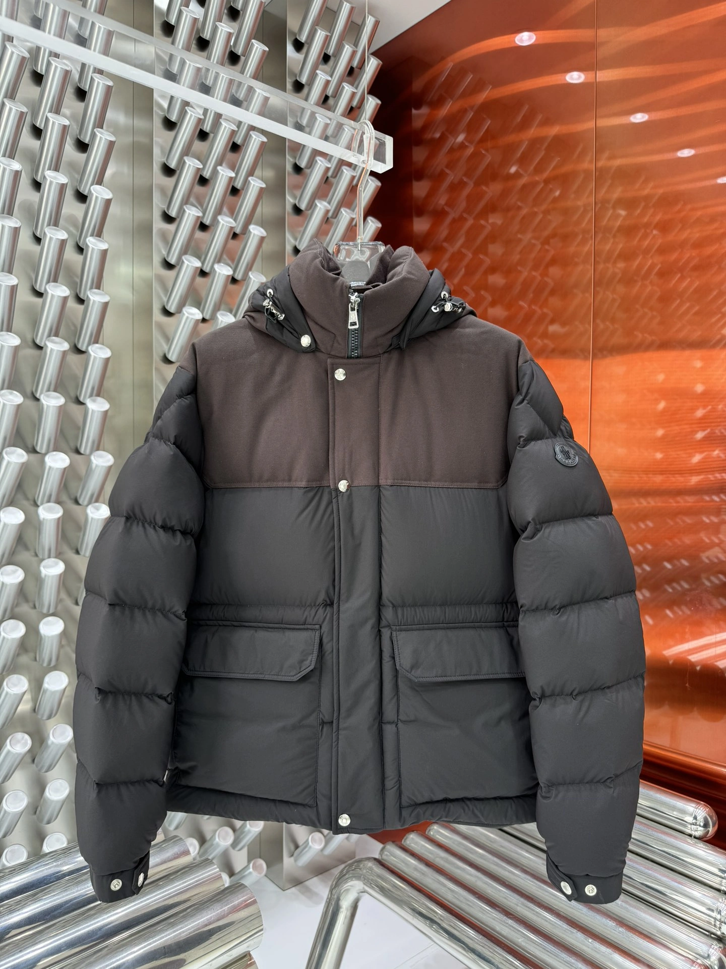 Moncler Down Jackets Attractive 146020