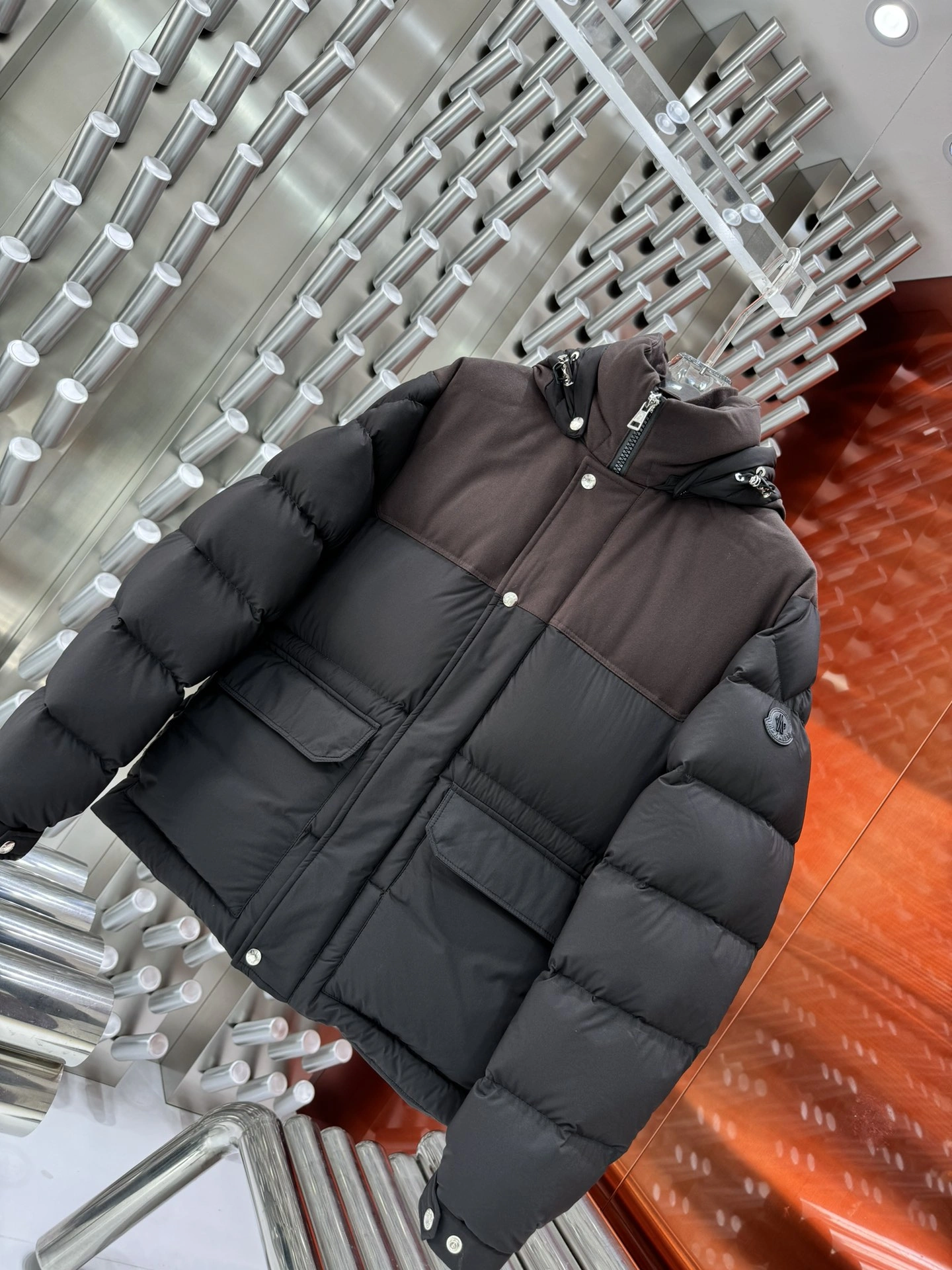 Moncler Down Jackets Attractive 146020