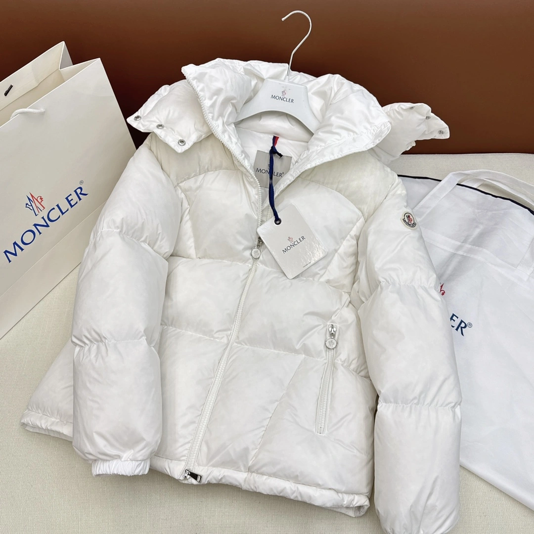 Moncler Down Jackets DailyWear 146017