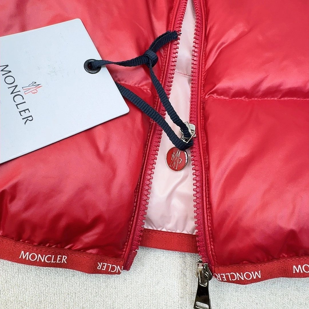 Minimalist Moncler Down Jackets 146013