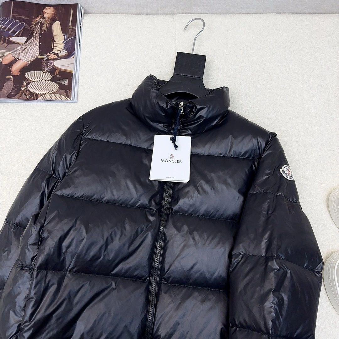 Moncler Down Jackets Functional 146016