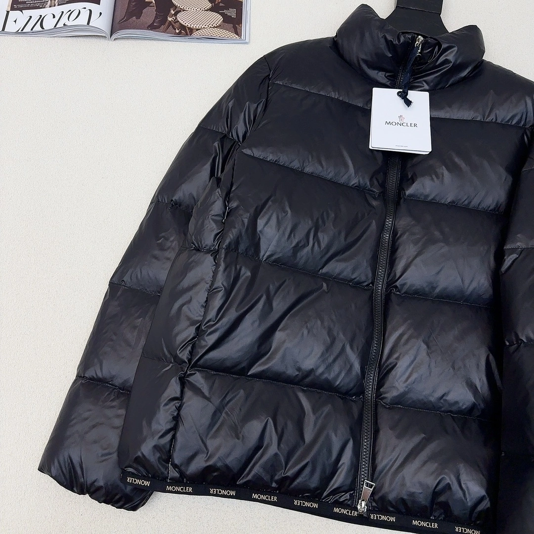 Moncler Down Jackets Functional 146016