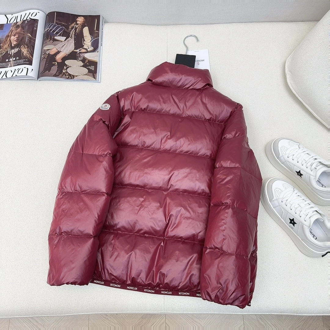 Practical Moncler Down Jackets 146011