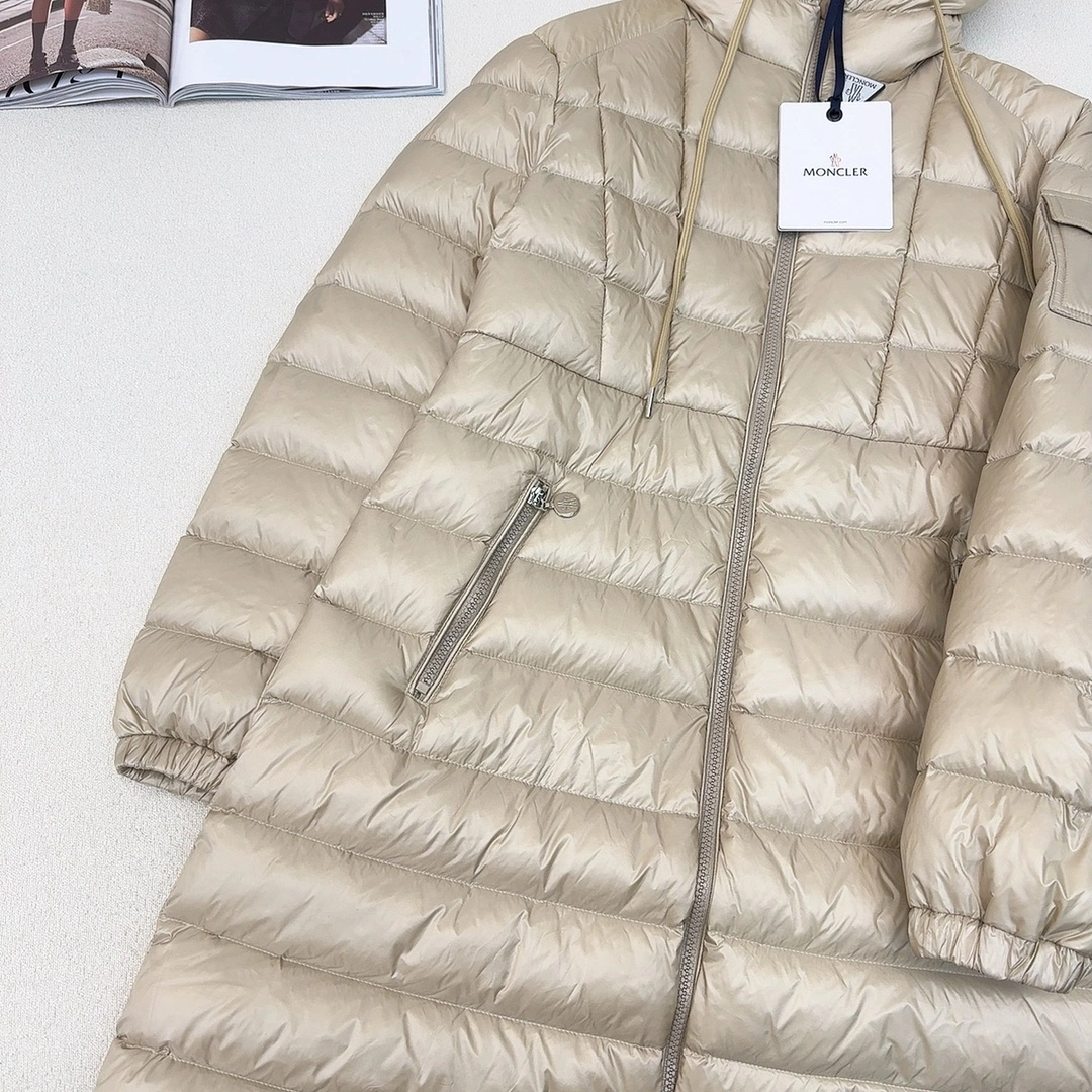 Moncler Down Jackets Flexible 146006