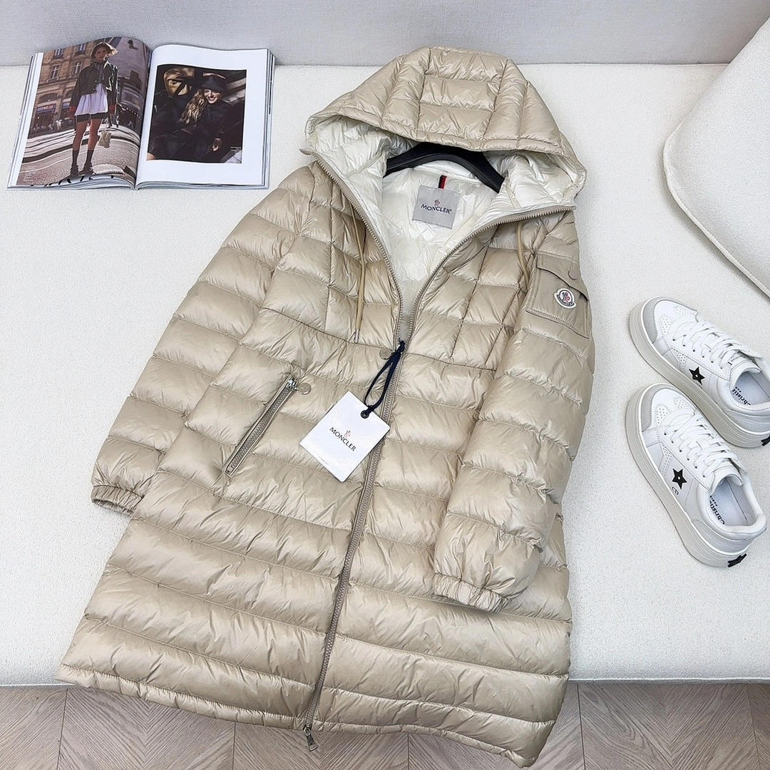 Moncler Down Jackets Flexible 146006