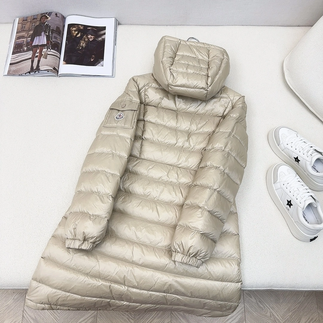 Moncler Down Jackets Flexible 146006