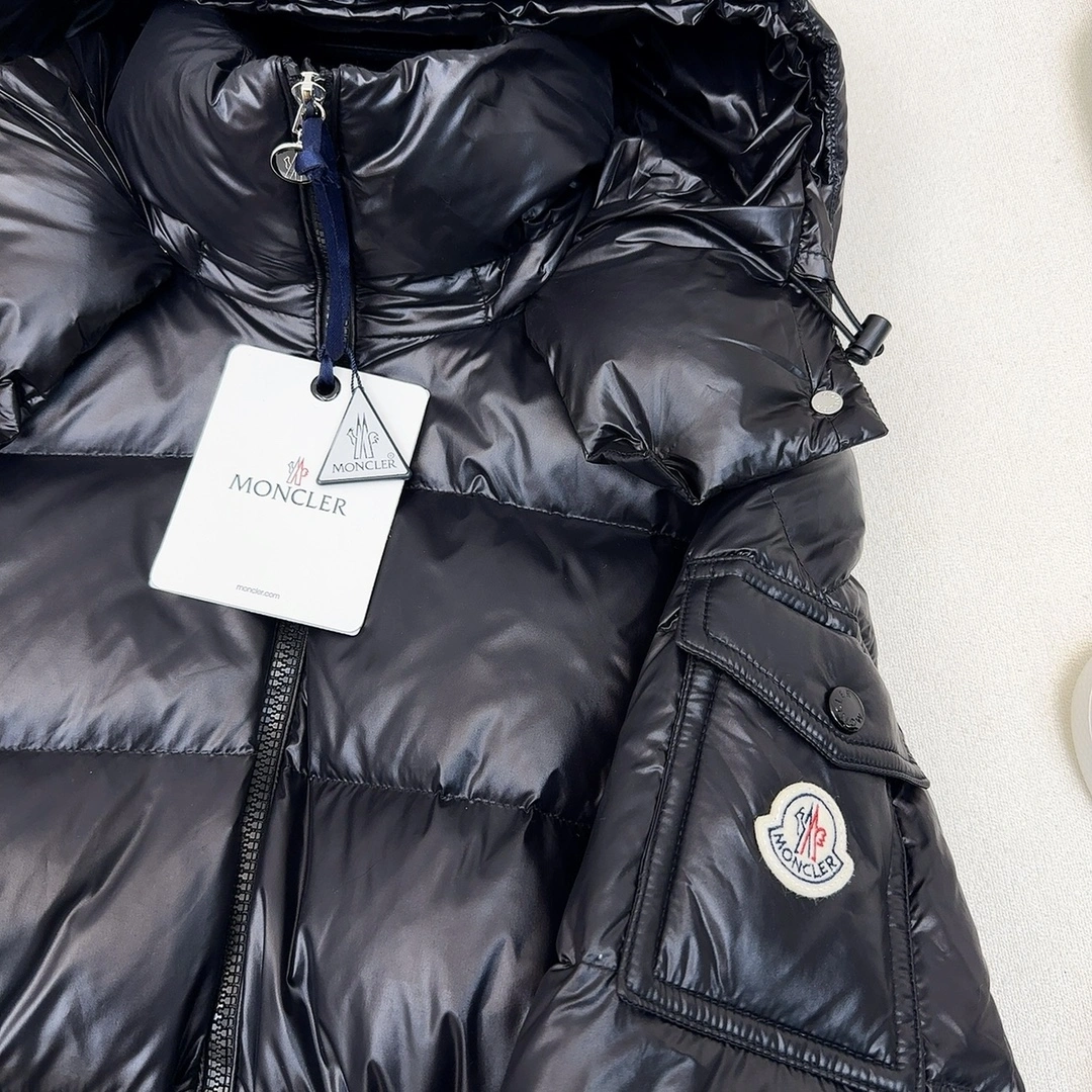 Moncler Down Jackets ModernLook 145986