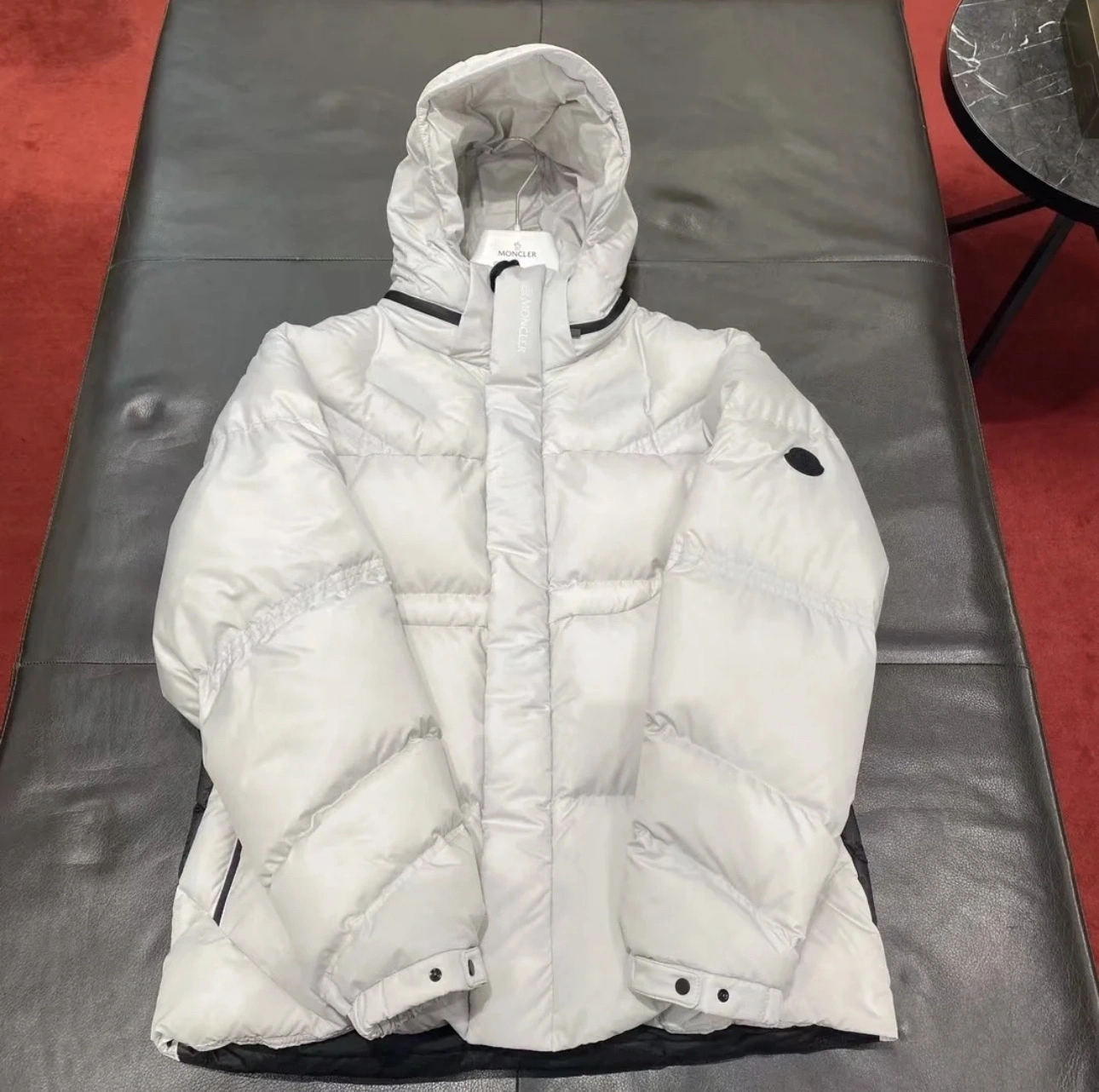 Moncler Down Jackets Tailored 146004