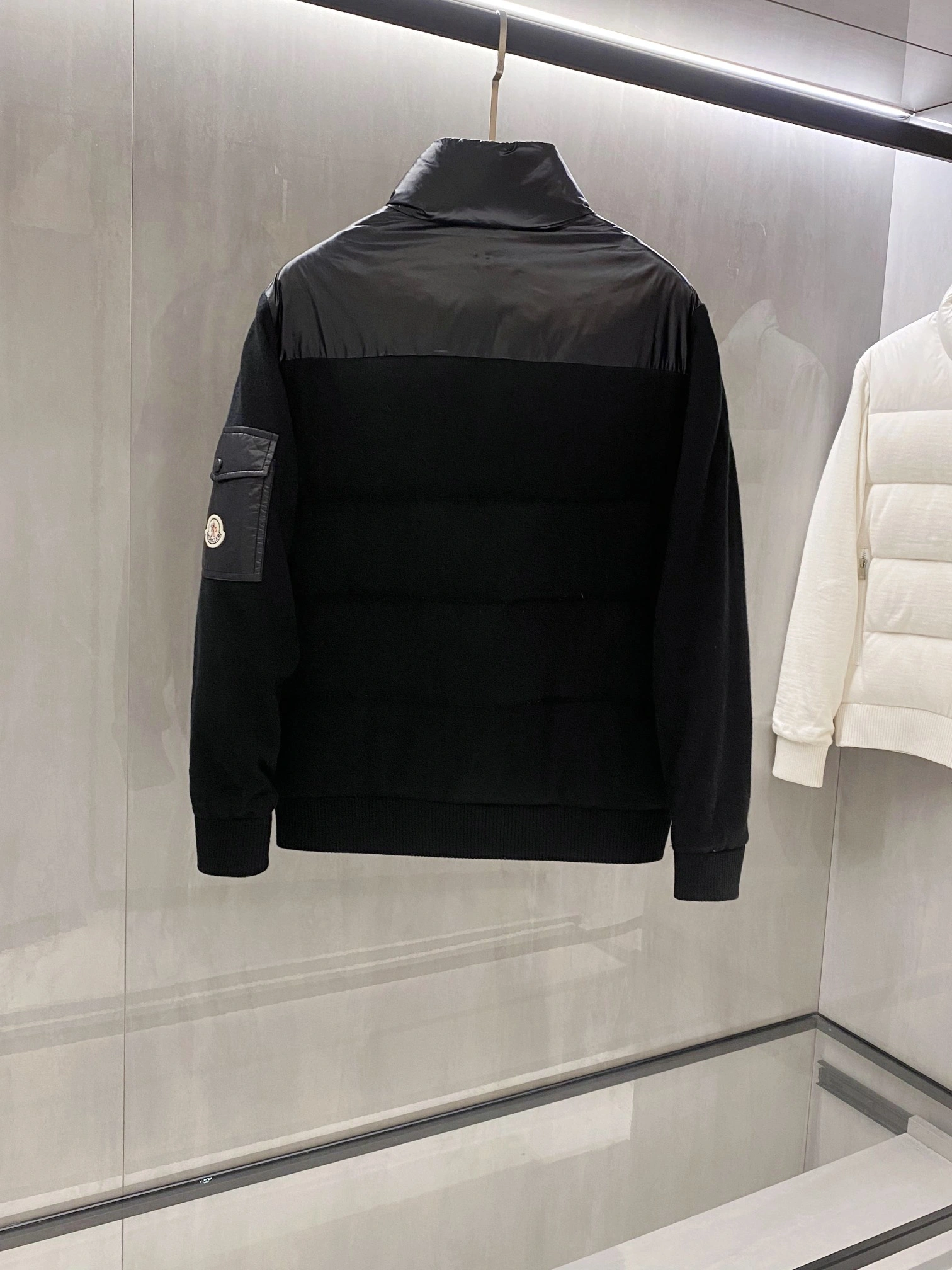TechFriendly Moncler Down Jackets 145992