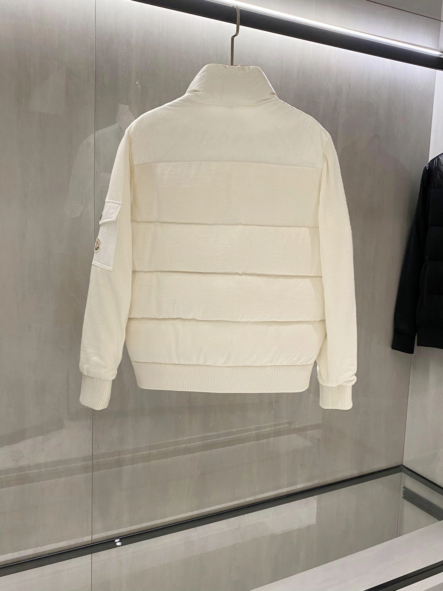 AllSeason Moncler Down Jackets 145997