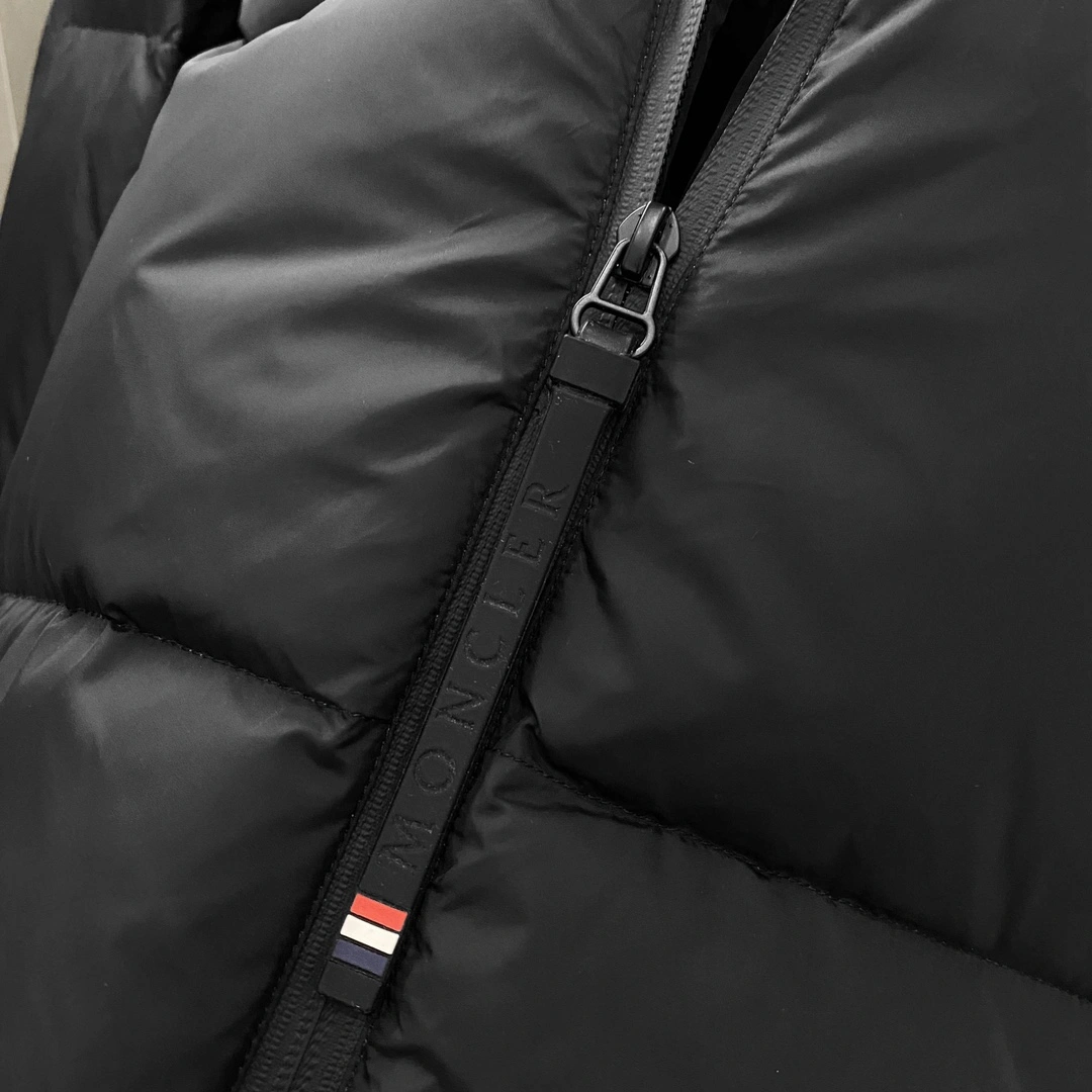 Moncler Down Jackets WrinkleFree 145988