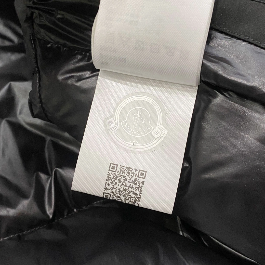 Moncler Down Jackets WrinkleFree 145988