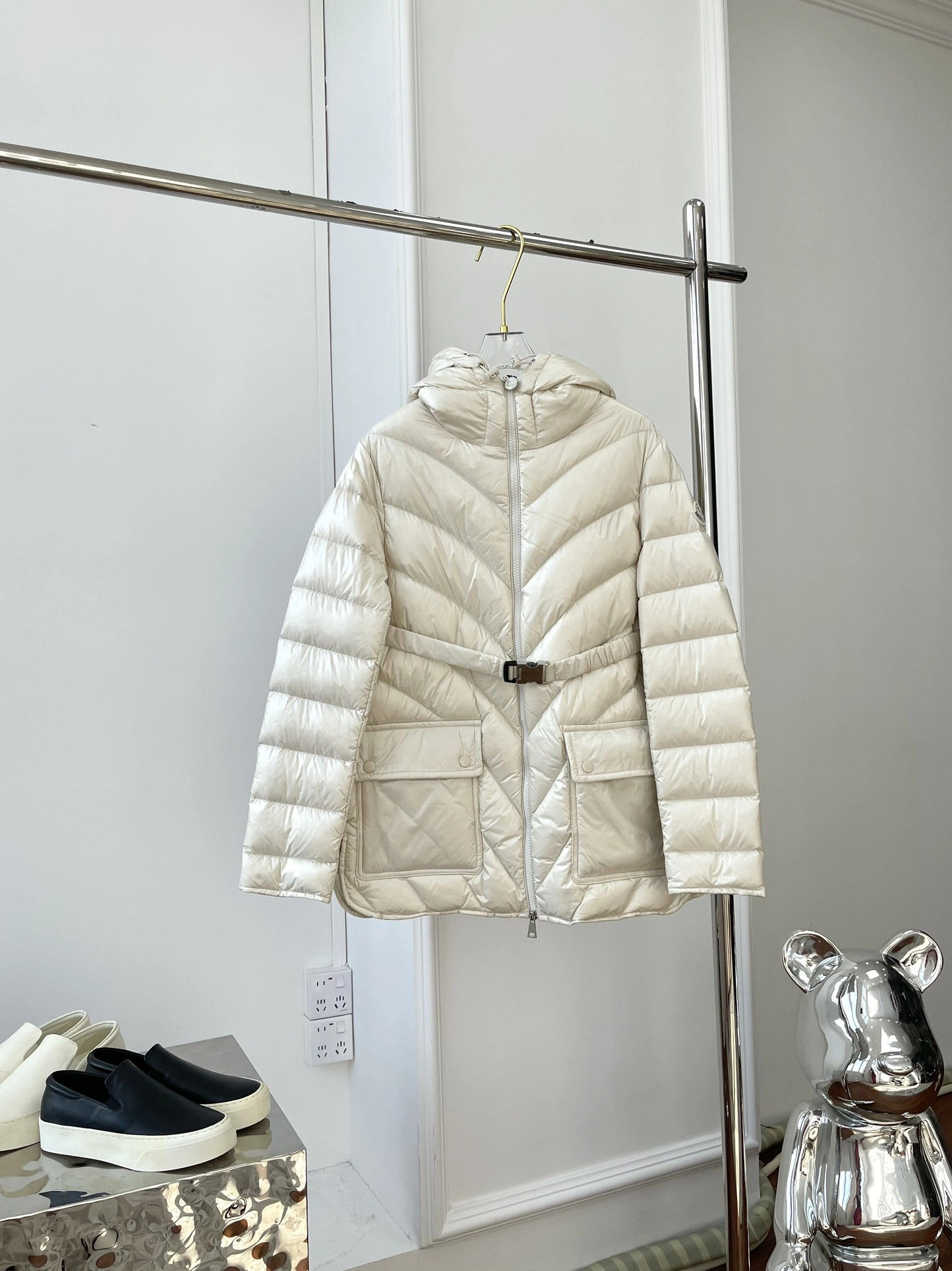 Moncler Down Jackets MultiPurpose 145995