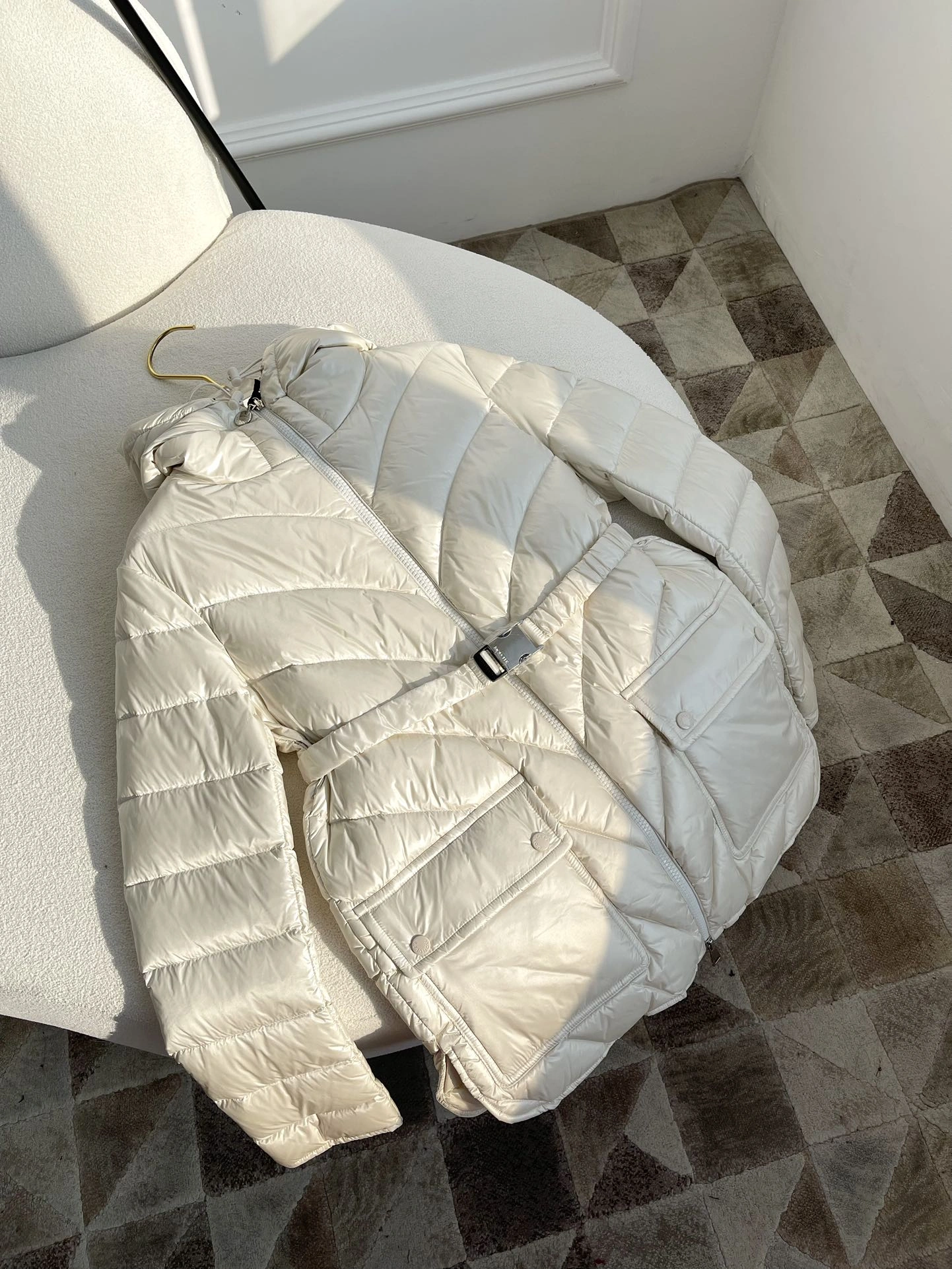 Moncler Down Jackets MultiPurpose 145995