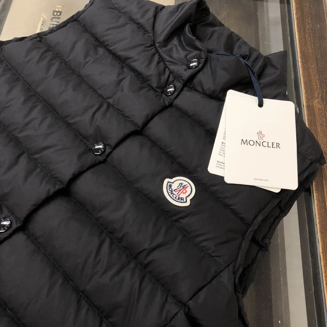 WellDesigned Moncler Down Jackets 145987