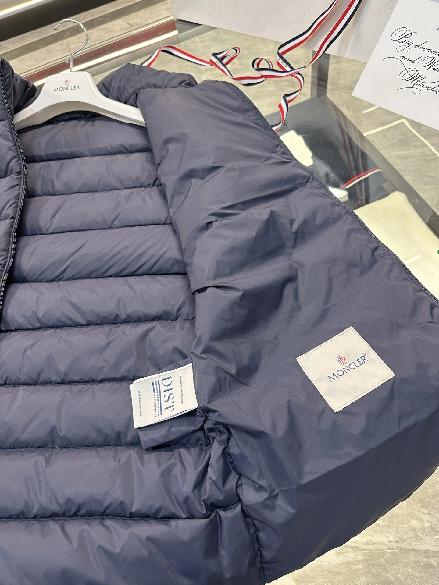 Moncler Down Jackets MoistureWicking 145982