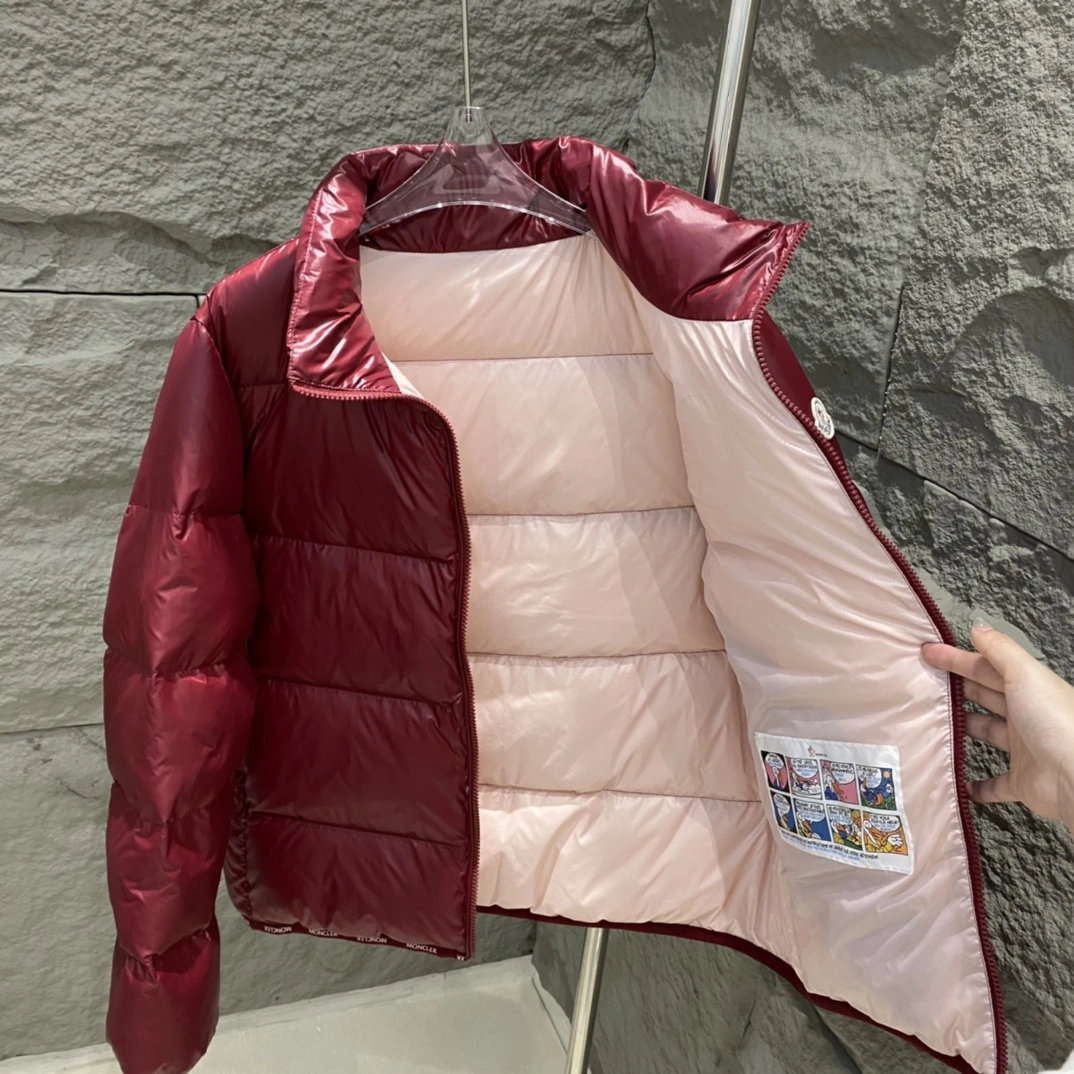 Moncler Down Jackets EasyMatch 145977