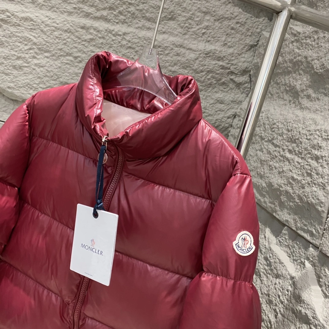 Moncler Down Jackets EasyMatch 145977