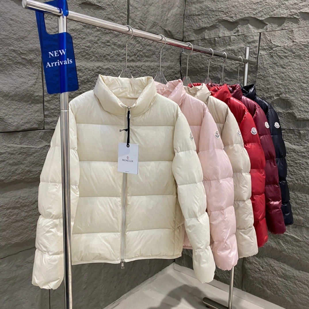 Moncler Down Jackets NewStyle 145975