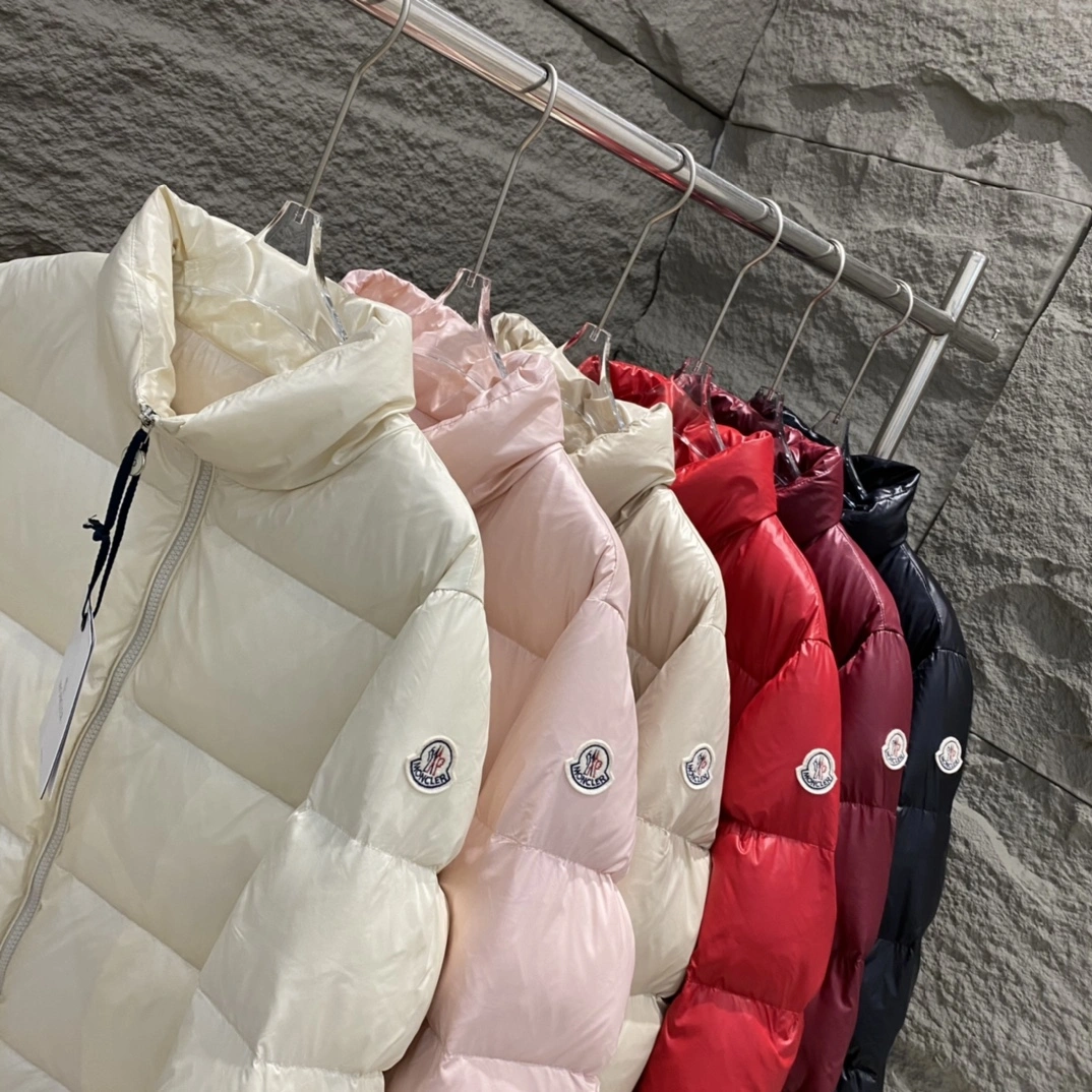Moncler Down Jackets NewStyle 145975