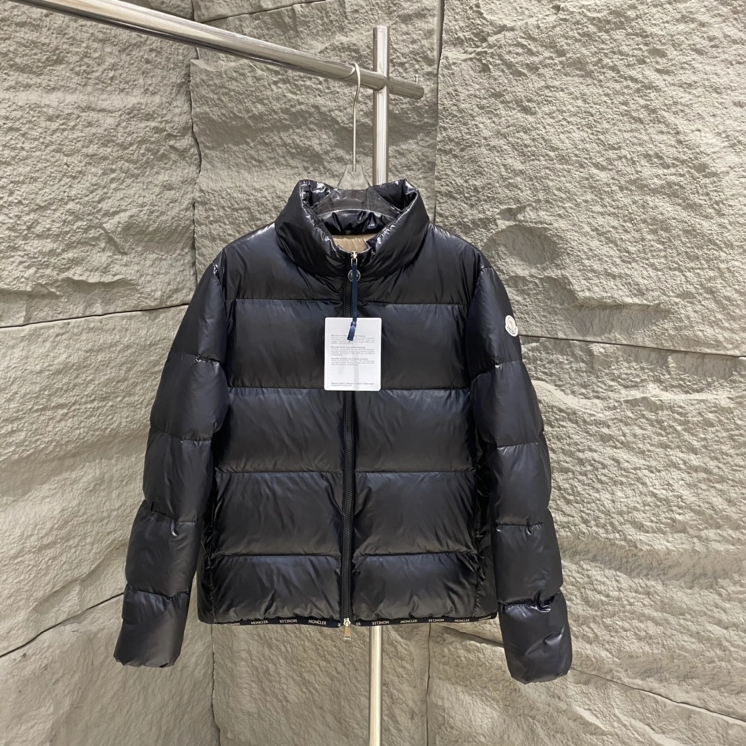 Moncler Down Jackets NewStyle 145975