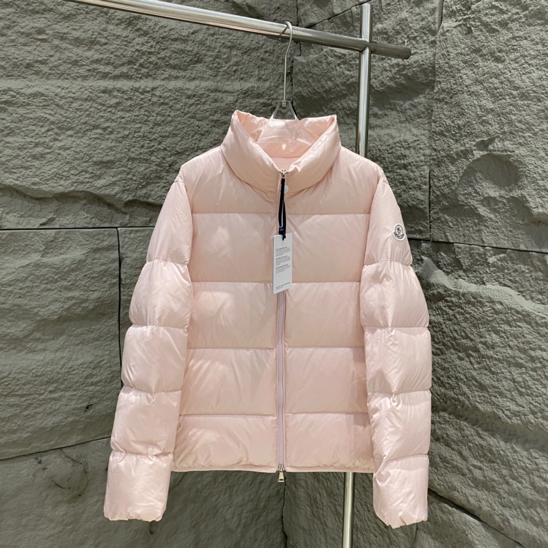Moncler Down Jackets NewStyle 145975