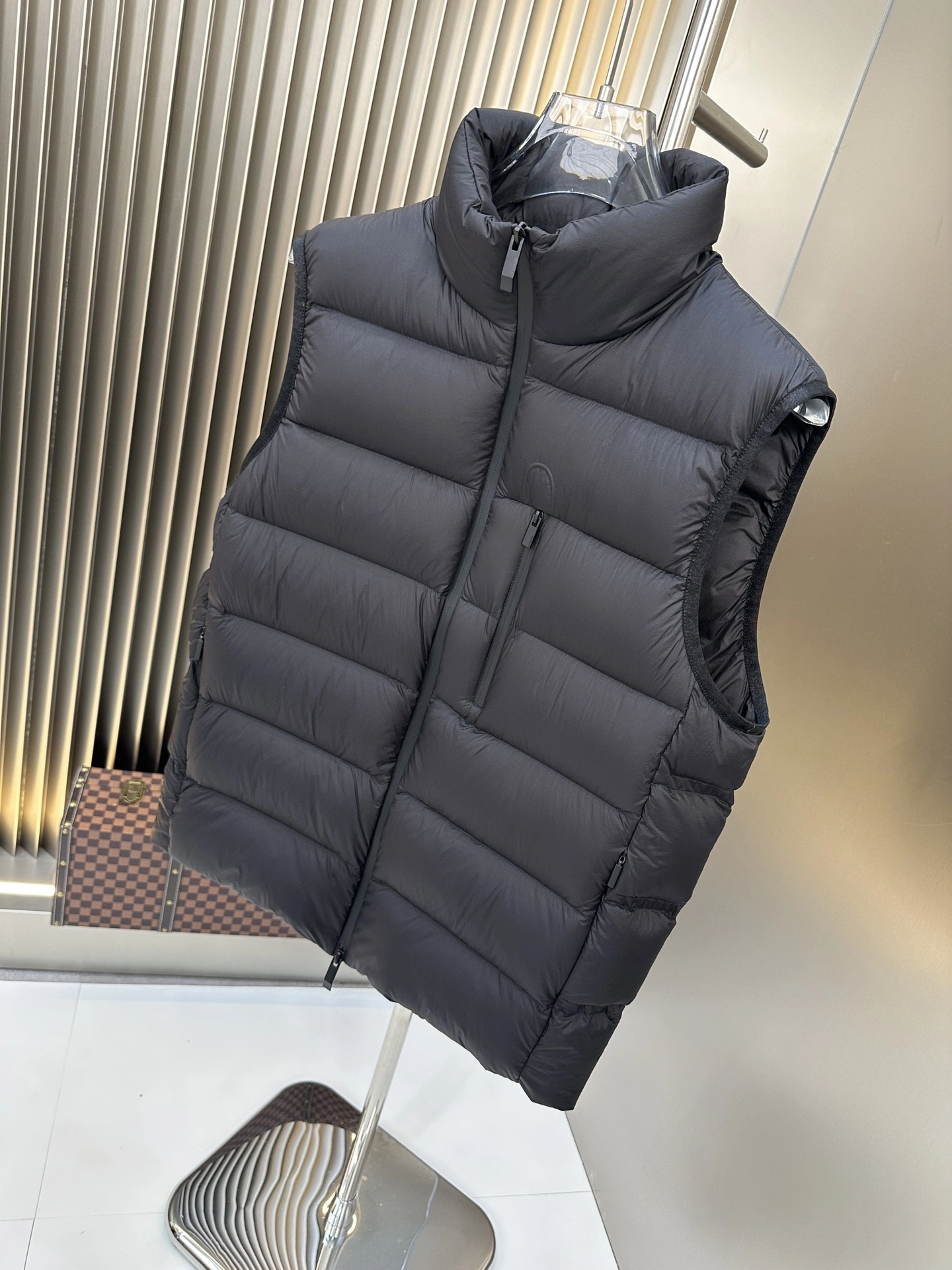 Moncler Down Jackets Efficient 145973