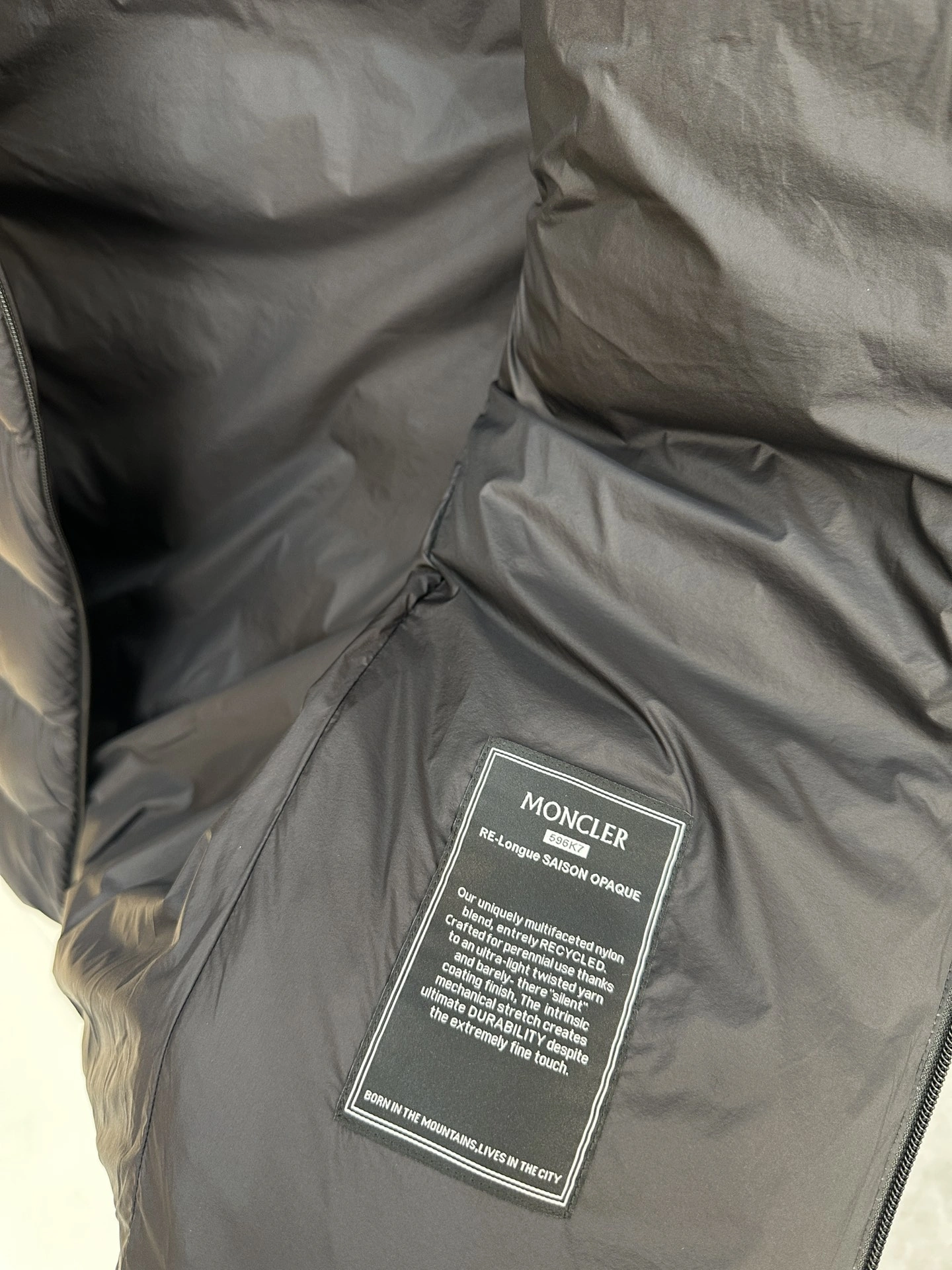 Moncler Down Jackets Efficient 145973
