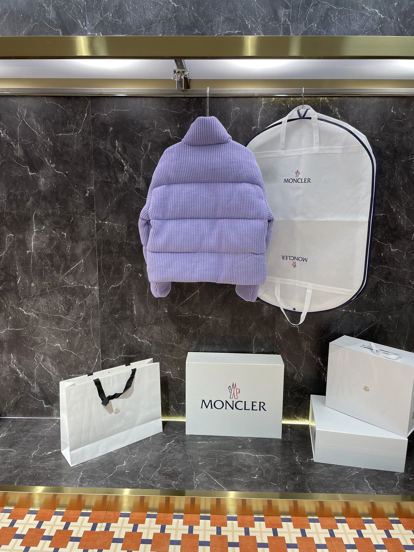 Moncler Down Jackets Minimalist 145966