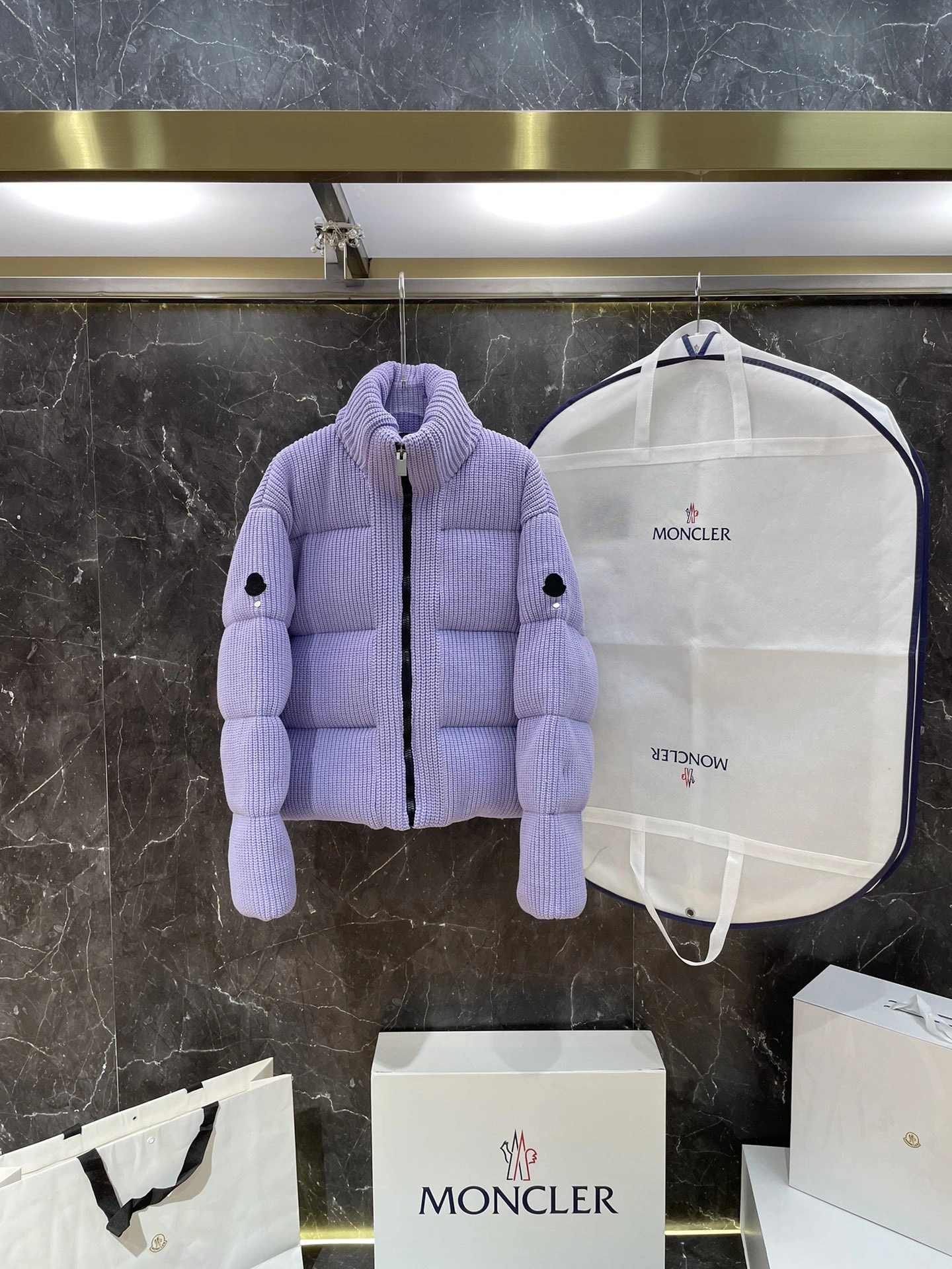 Moncler Down Jackets Minimalist 145966