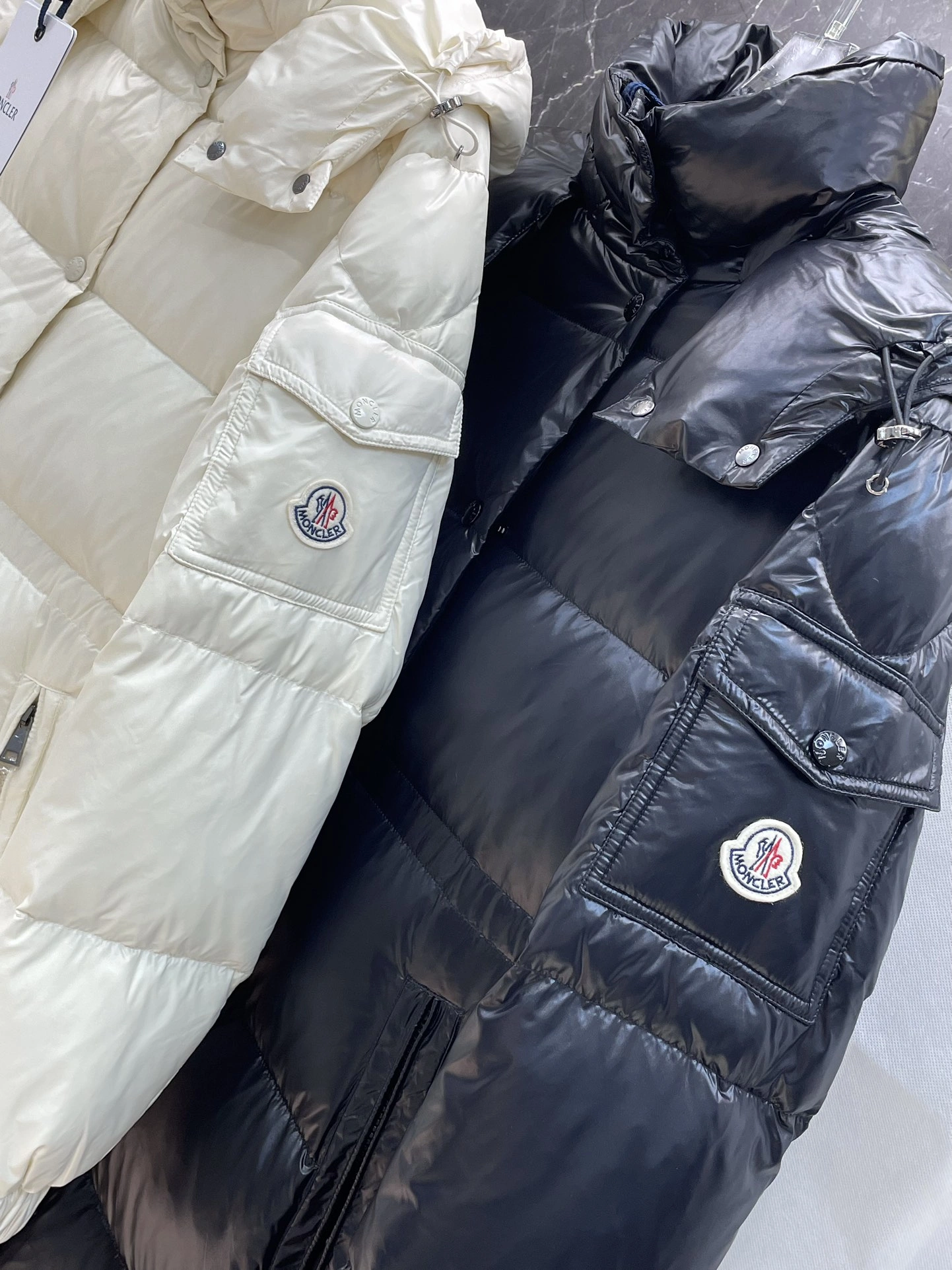 Moncler Down Jackets Unisex 139517