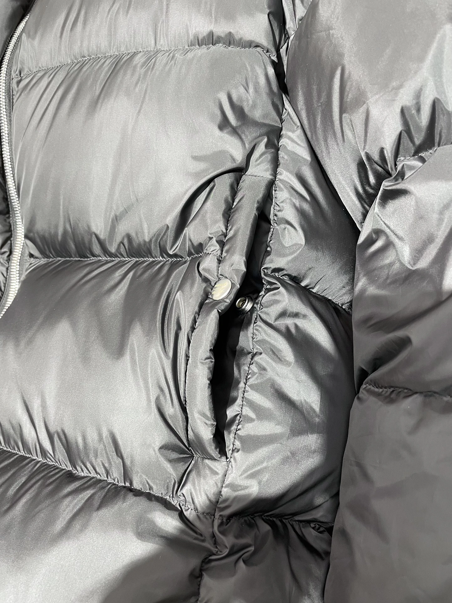 EasyCare Moncler Down Jackets 145970