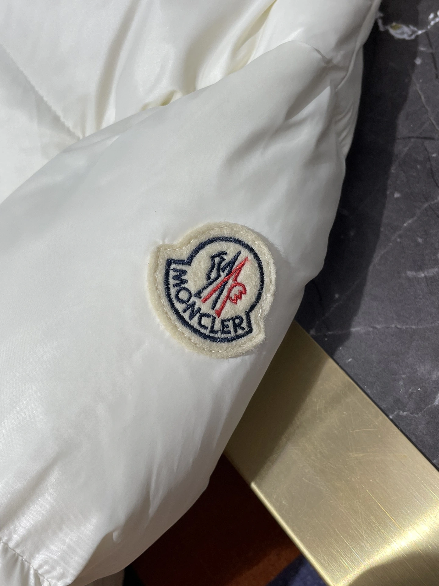 Moncler Down Jackets Modern 145963