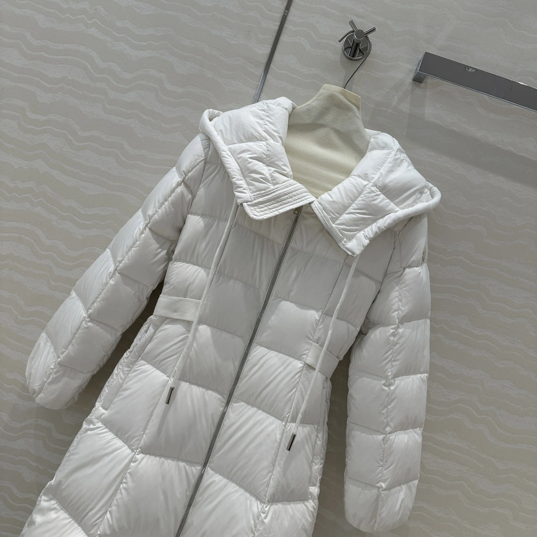 Stylish Moncler Down Jackets 145962