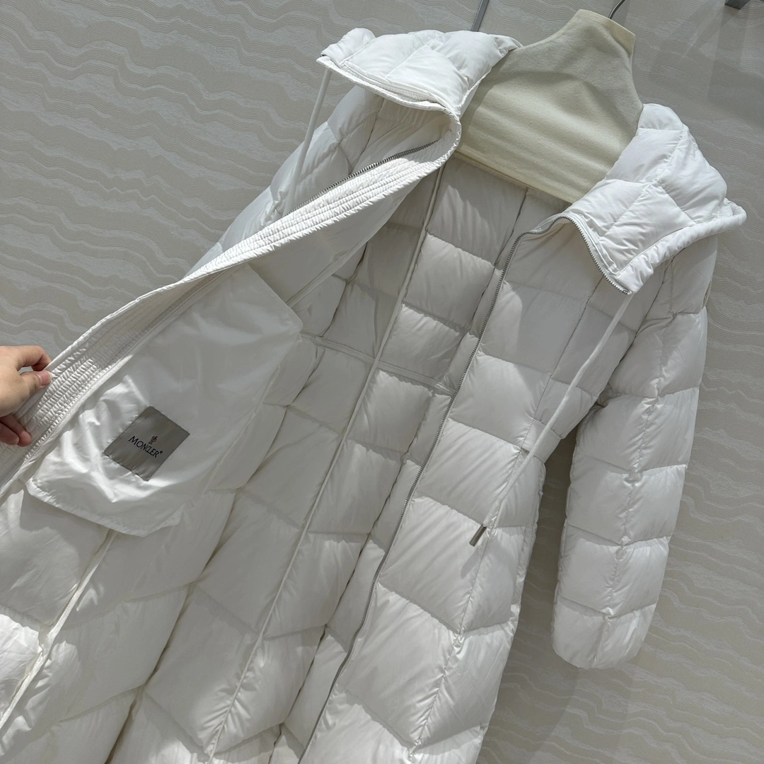 Stylish Moncler Down Jackets 145962