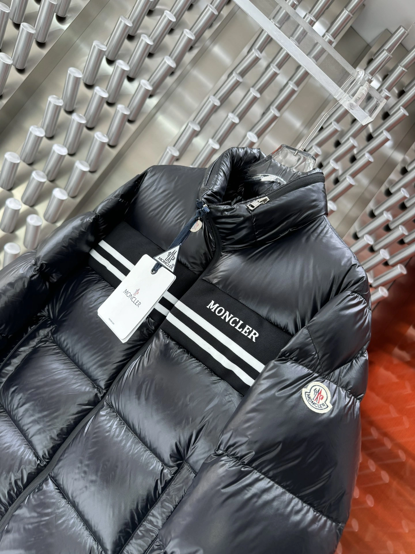 Moncler Down Jackets HighQuality 145968