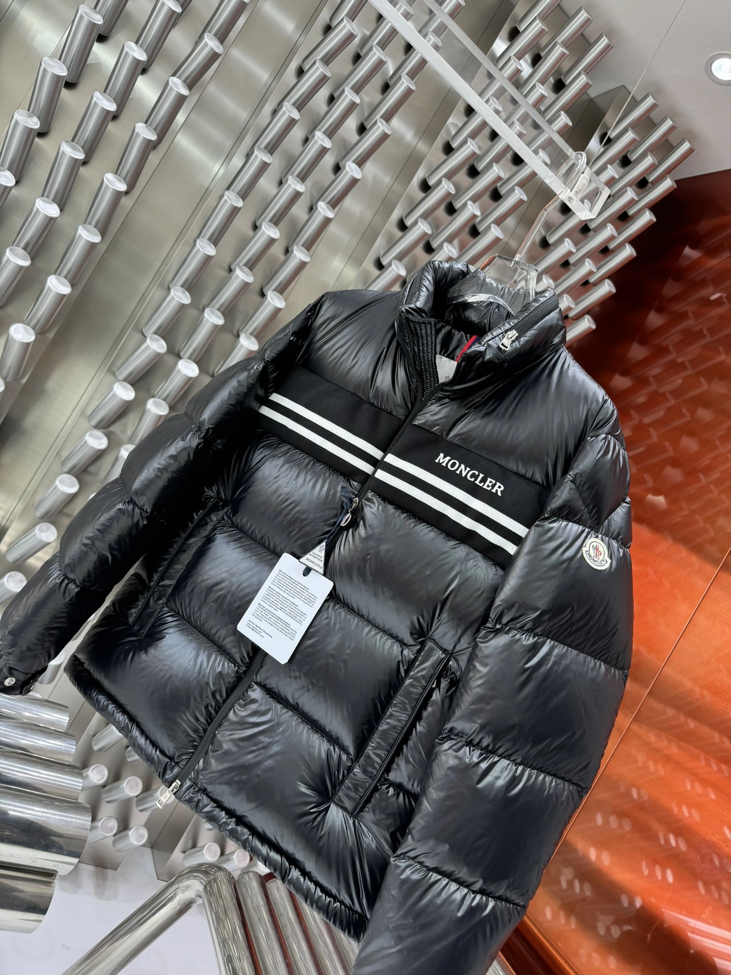 Moncler Down Jackets HighQuality 145968